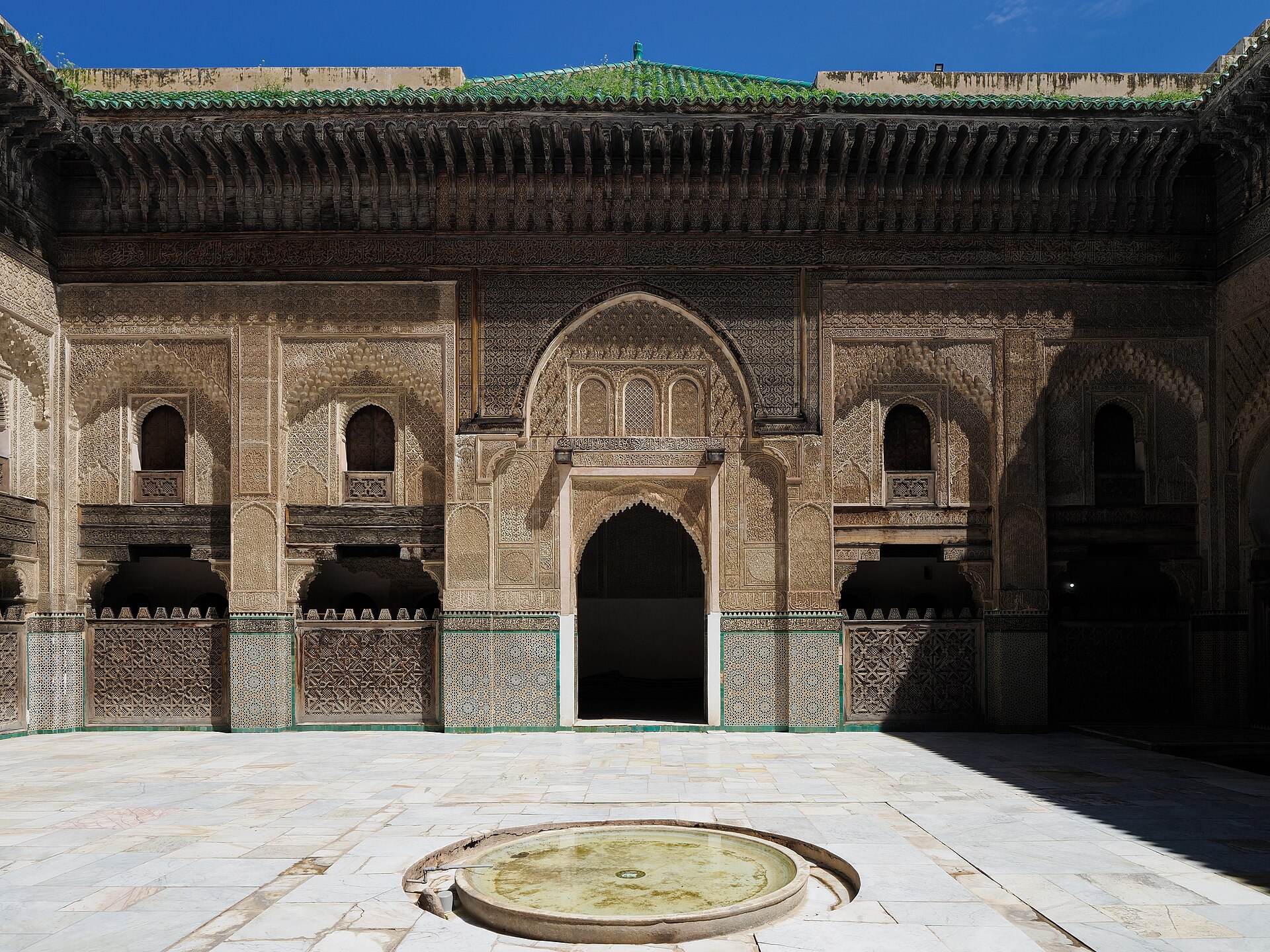 Cour de la médersa Bou Inania à Fès